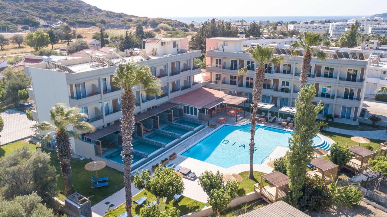 Hotel apartamentowy Dias & 2*